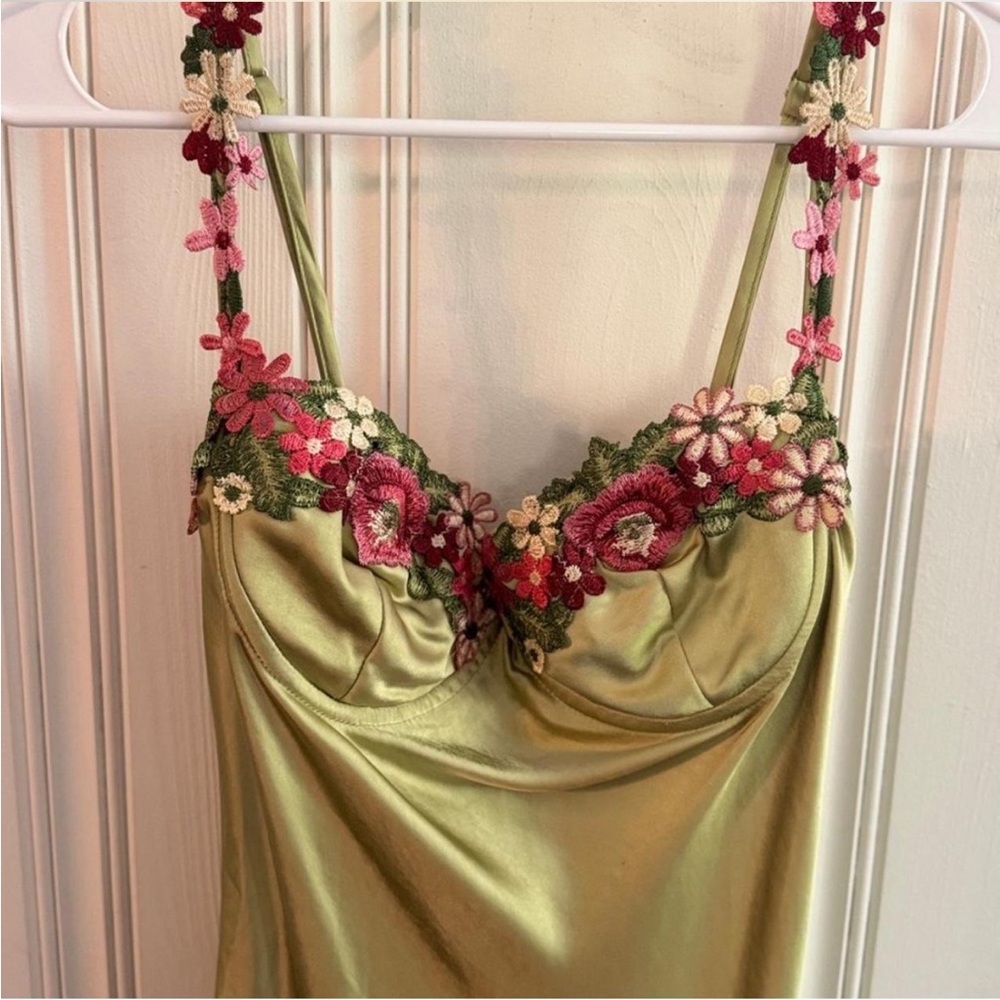 Princess Polly Satin Floral Dress